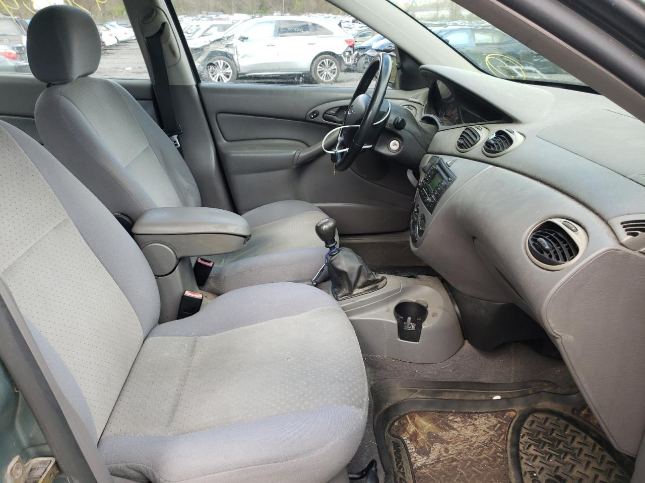 Photo 5 from auction – 2004 FORD FOCUS ZTS with VIN 1FAFP38Z04W194323