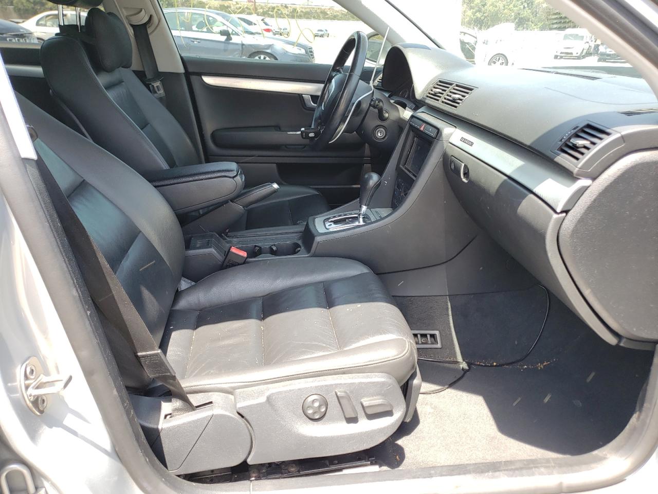 Photo 5 from auction – 2008 AUDI A4 2.0T AV with VIN WAUKF78E48A082284