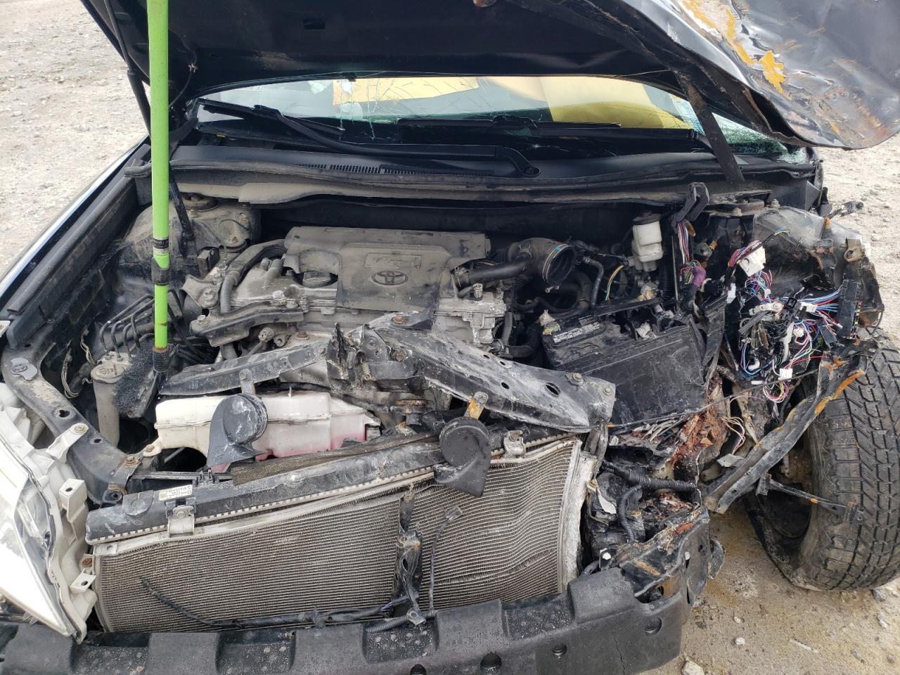 Photo 7 from auction – 2014 TOYOTA CAMRY L with VIN 4T4BF1FK0ER384191