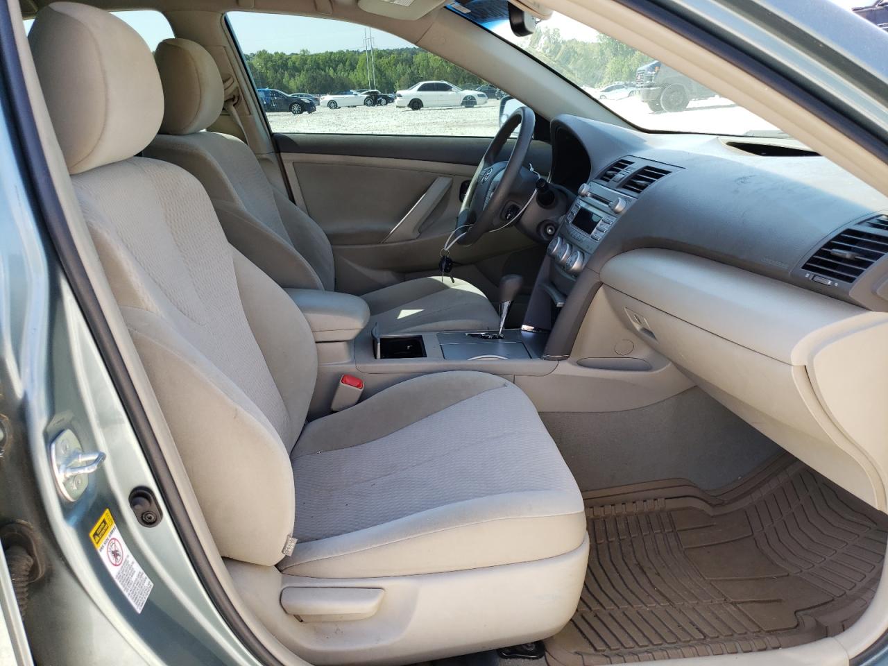 Photo 5 from auction – 2011 TOYOTA CAMRY BASE with VIN 4T1BF3EK3BU668594
