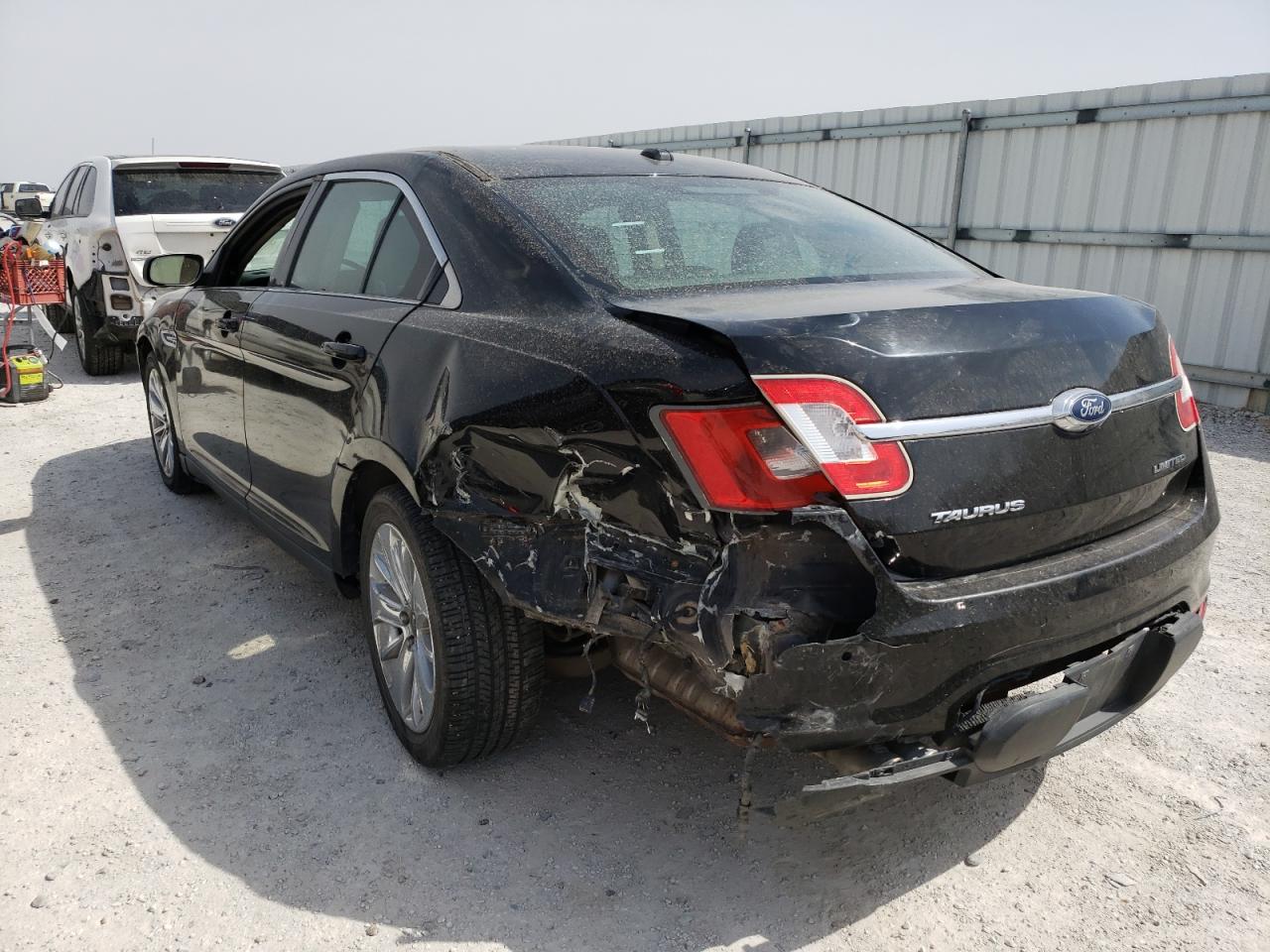 Photo 3 from auction – 2012 FORD TAURUS LIM with VIN 1FAHP2FW2CG107932
