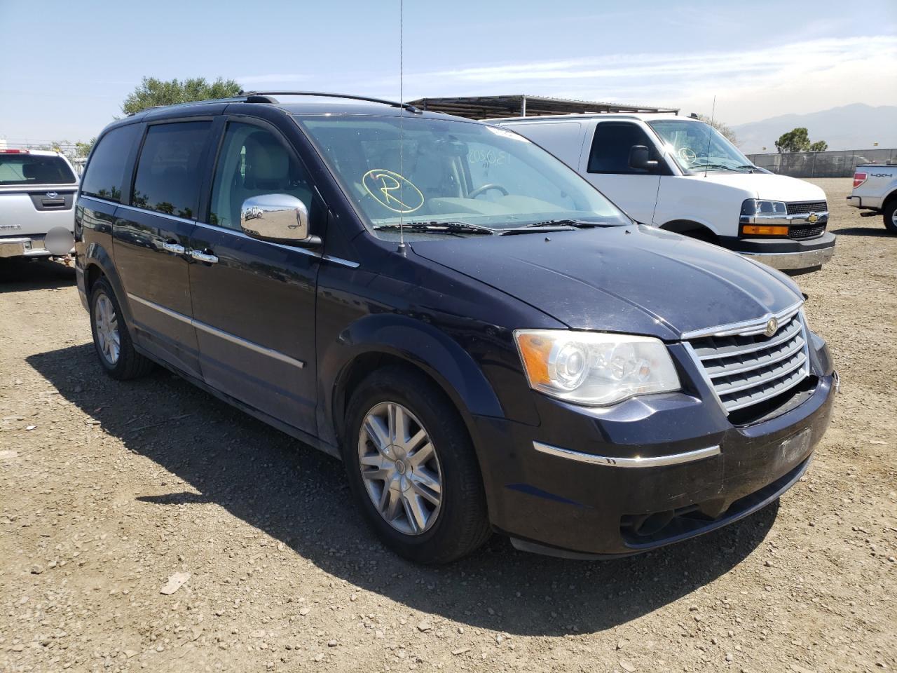 CHRYSLER TOWN & COU 2010 with VIN 2A4RR6DX9AR149029 - Photo from auction