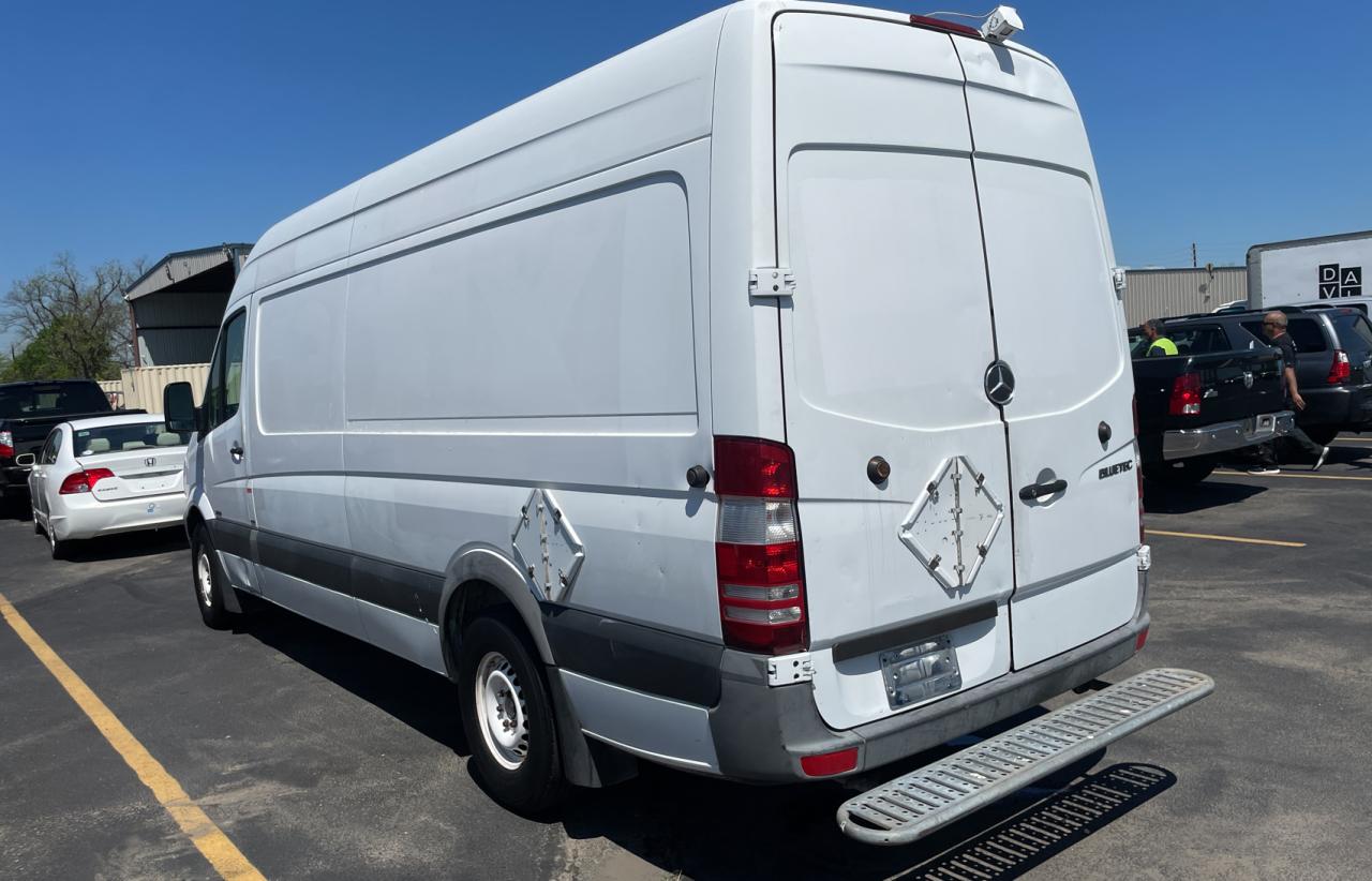 Photo 3 from auction – 2011 MERCEDES-BENZ SPRINTER 2 with VIN WD3PE8CBXB5589585