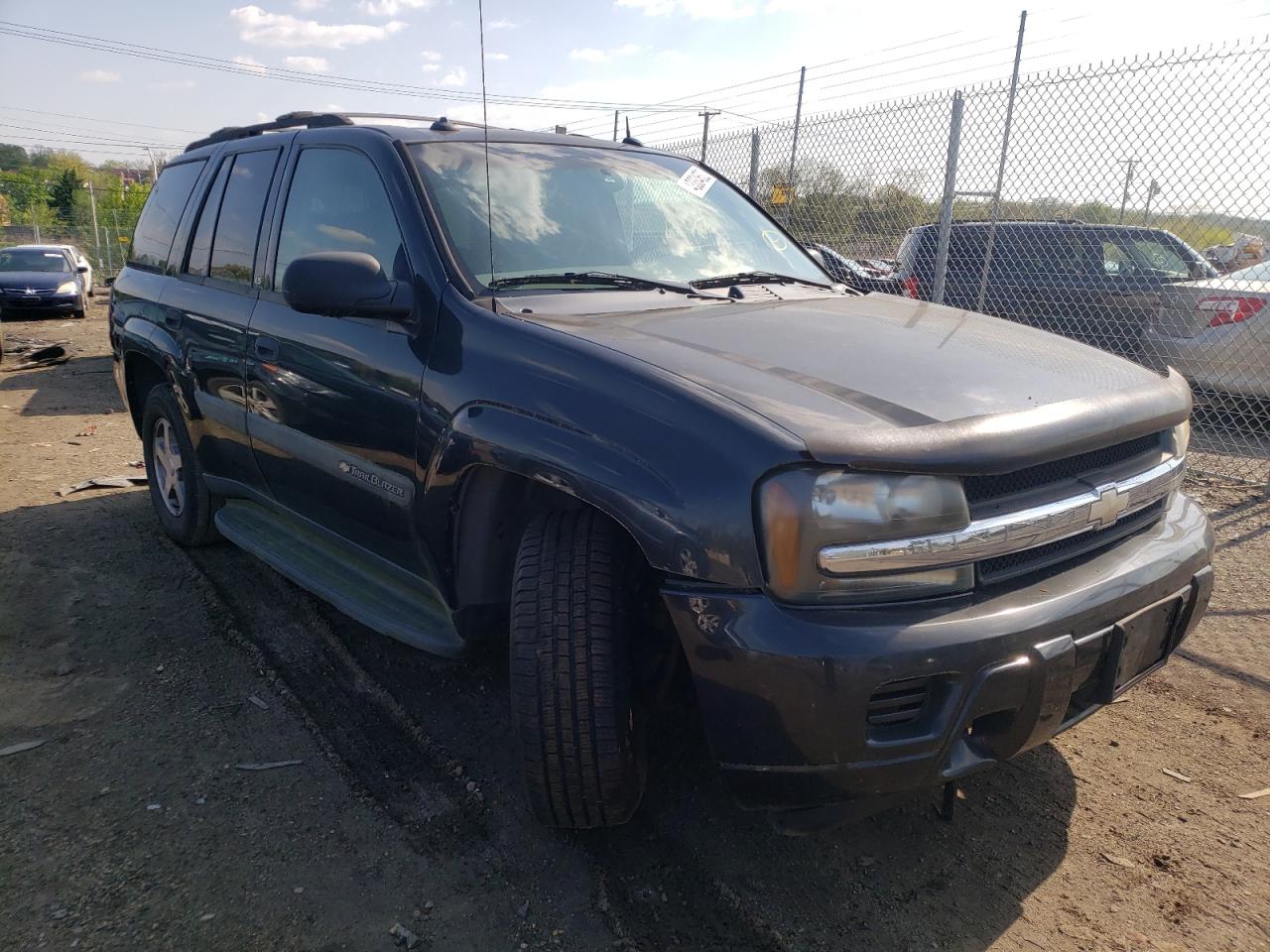 CHEVROLET TRAILBLAZE 2004 with VIN 1GNDT13S942195030 - Photo from auction