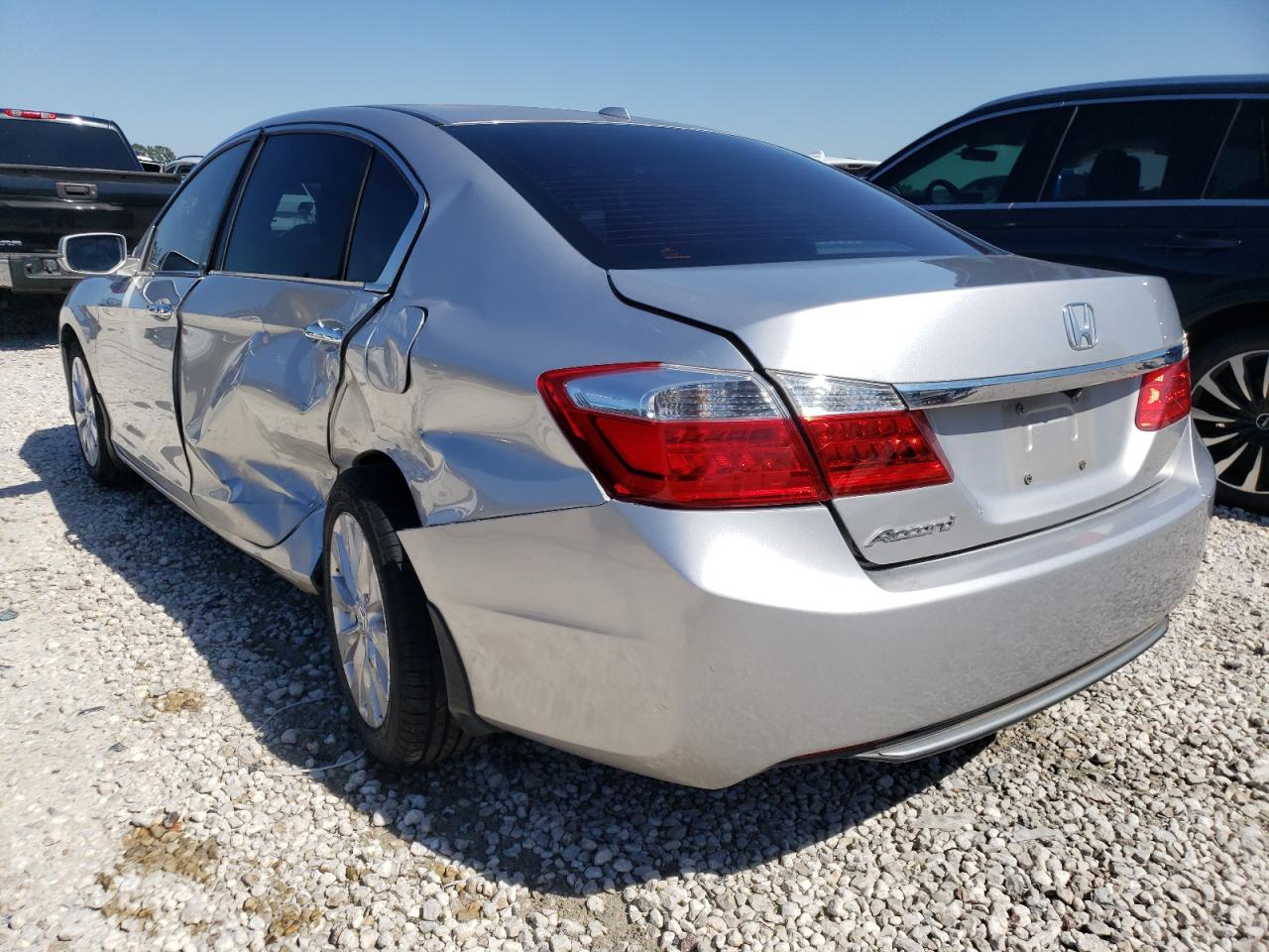 Photo 3 from auction – 2015 HONDA ACCORD EXL with VIN 1HGCR2F87FA070305