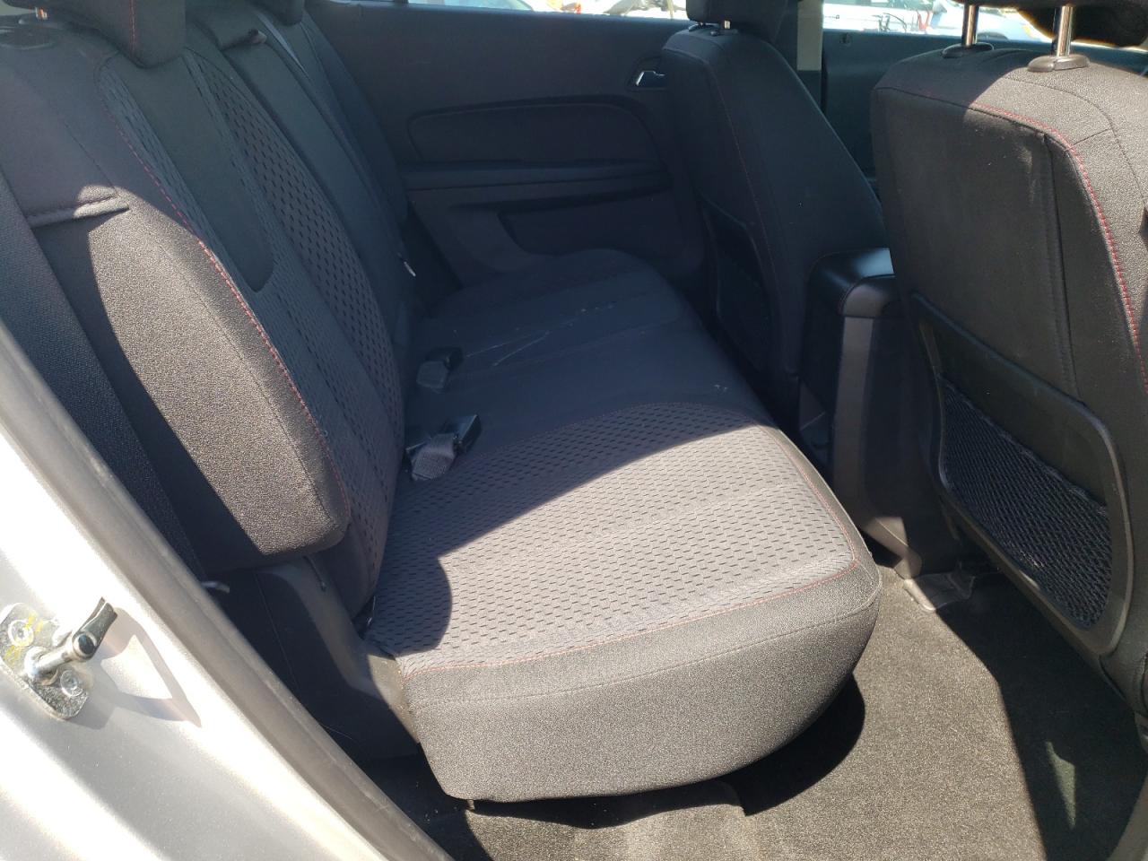 Photo 6 from auction – 2012 CHEVROLET EQUINOX LS with VIN 2GNALBEK0C1325510