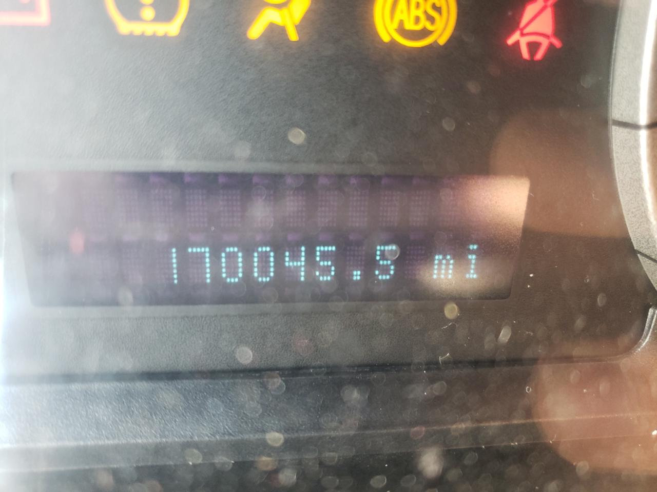 Photo 8 from auction – 2009 FORD ESCAPE XLT with VIN 1FMCU03799KC99267
