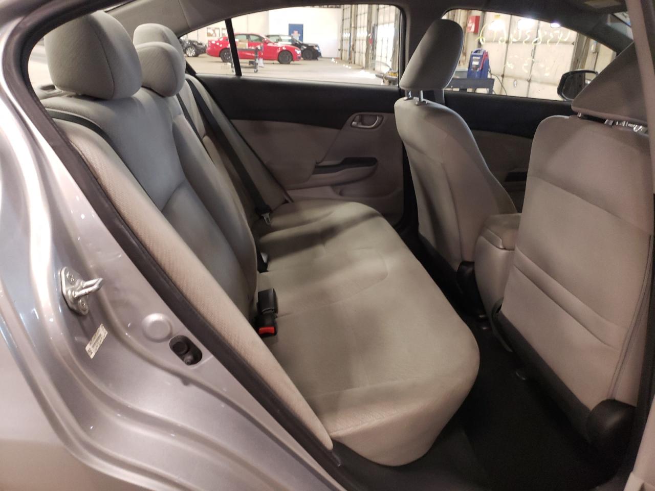 Photo 6 from auction – 2013 HONDA CIVIC LX with VIN 19XFB2F52DE029368
