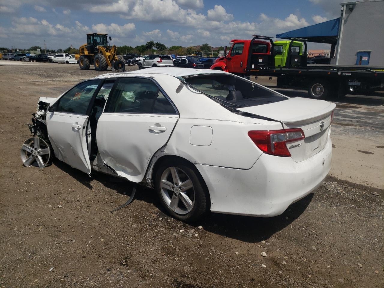 Photo 3 from auction – 2012 TOYOTA CAMRY BASE with VIN 4T1BF1FK3CU573246