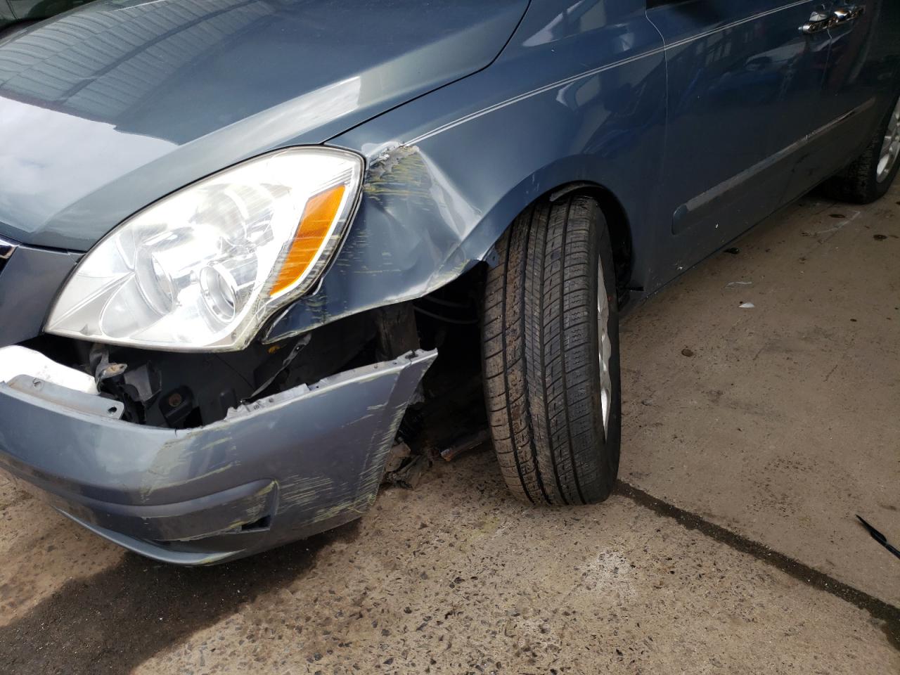 Photo 9 from auction – 2007 HYUNDAI ENTOURAGE with VIN KNDMC233576026546