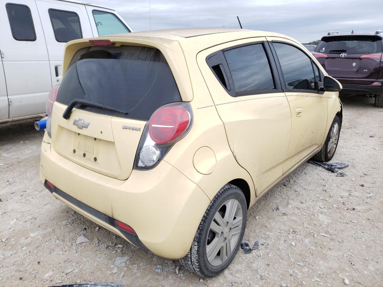 Photo 18 from auction – 2014 CHEVROLET SPARK LS with VIN KL8CB6S96EC521129
