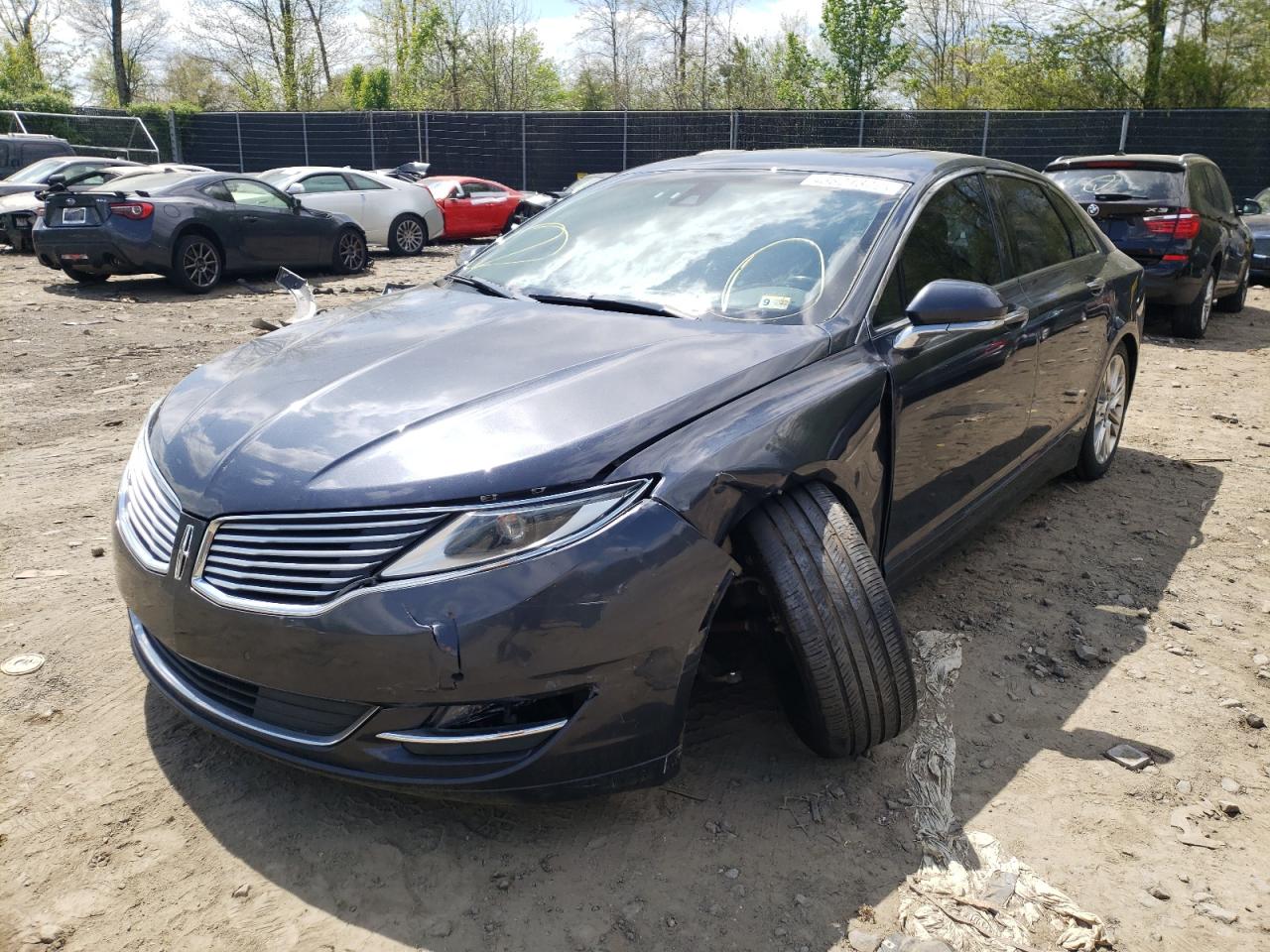 Photo 2 from auction – 2013 LINCOLN MKZ HYBRID with VIN 3LN6L2LU7DR820055