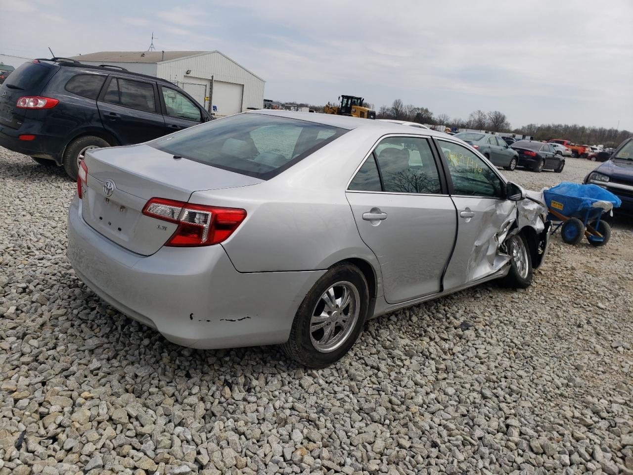 Photo 4 from auction – 2013 TOYOTA CAMRY L with VIN 4T1BF1FK6DU283181