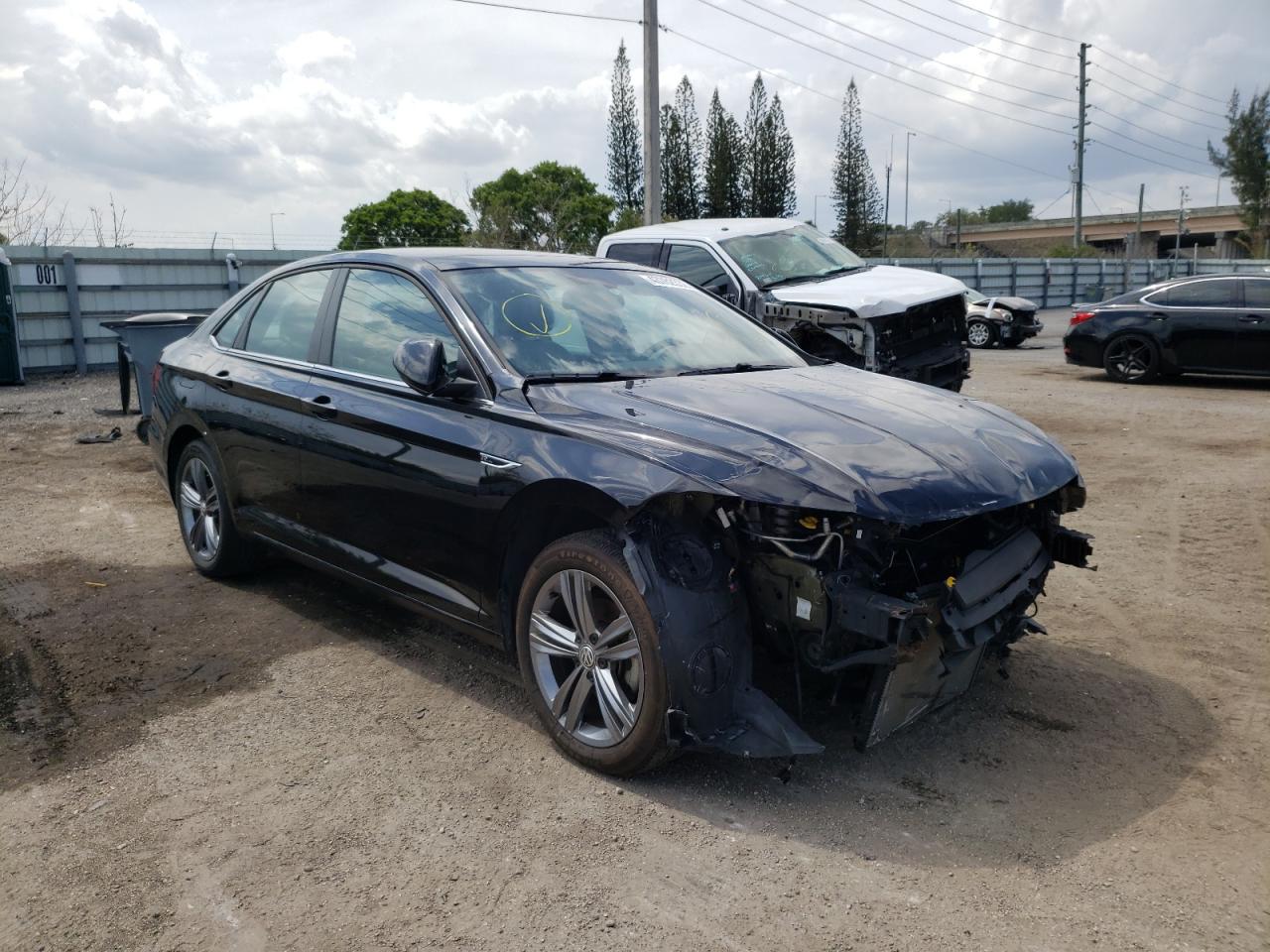 VOLKSWAGEN JETTA S 2019 with VIN 3VWCB7BUXKM266994 - Photo from auction
