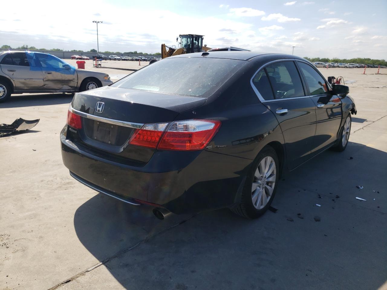 Photo 4 from auction – 2013 HONDA ACCORD EXL with VIN 1HGCR2F83DA223162