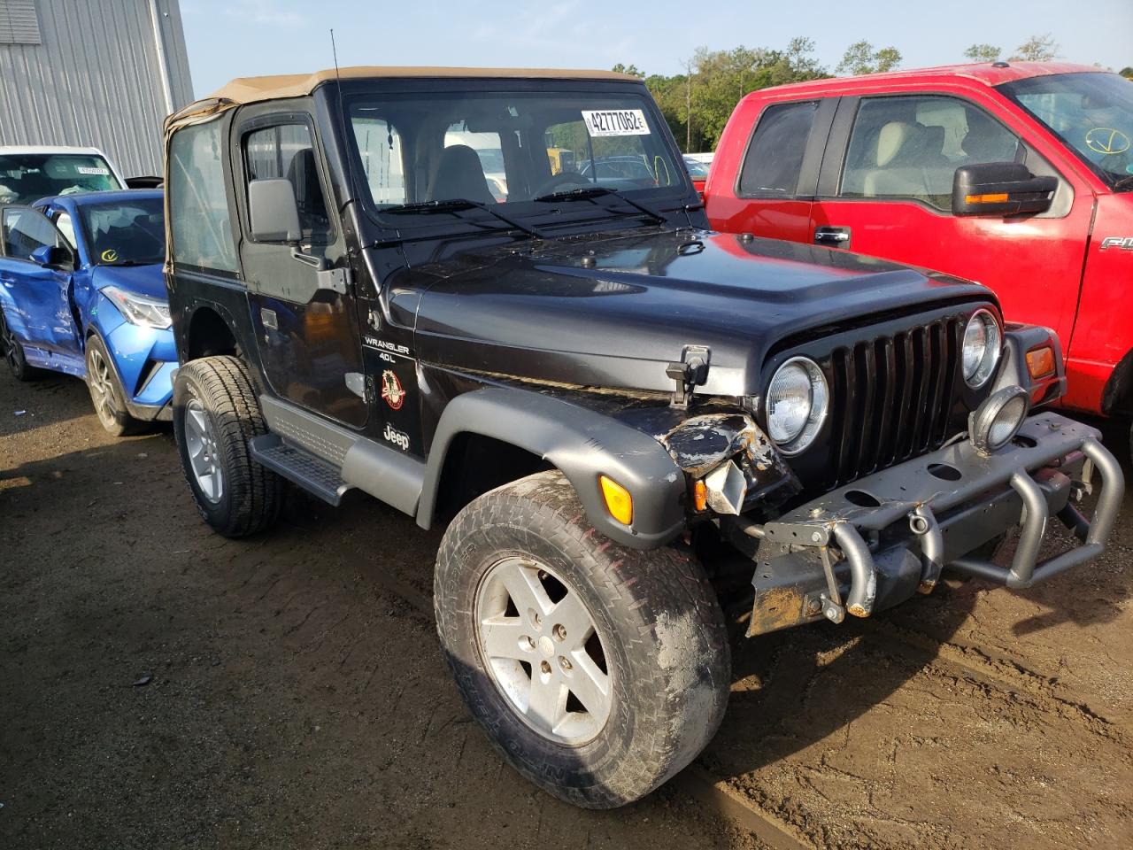 JEEP WRANGLER / 2001 with VIN 1J4FA59S71P341519 - Photo from auction