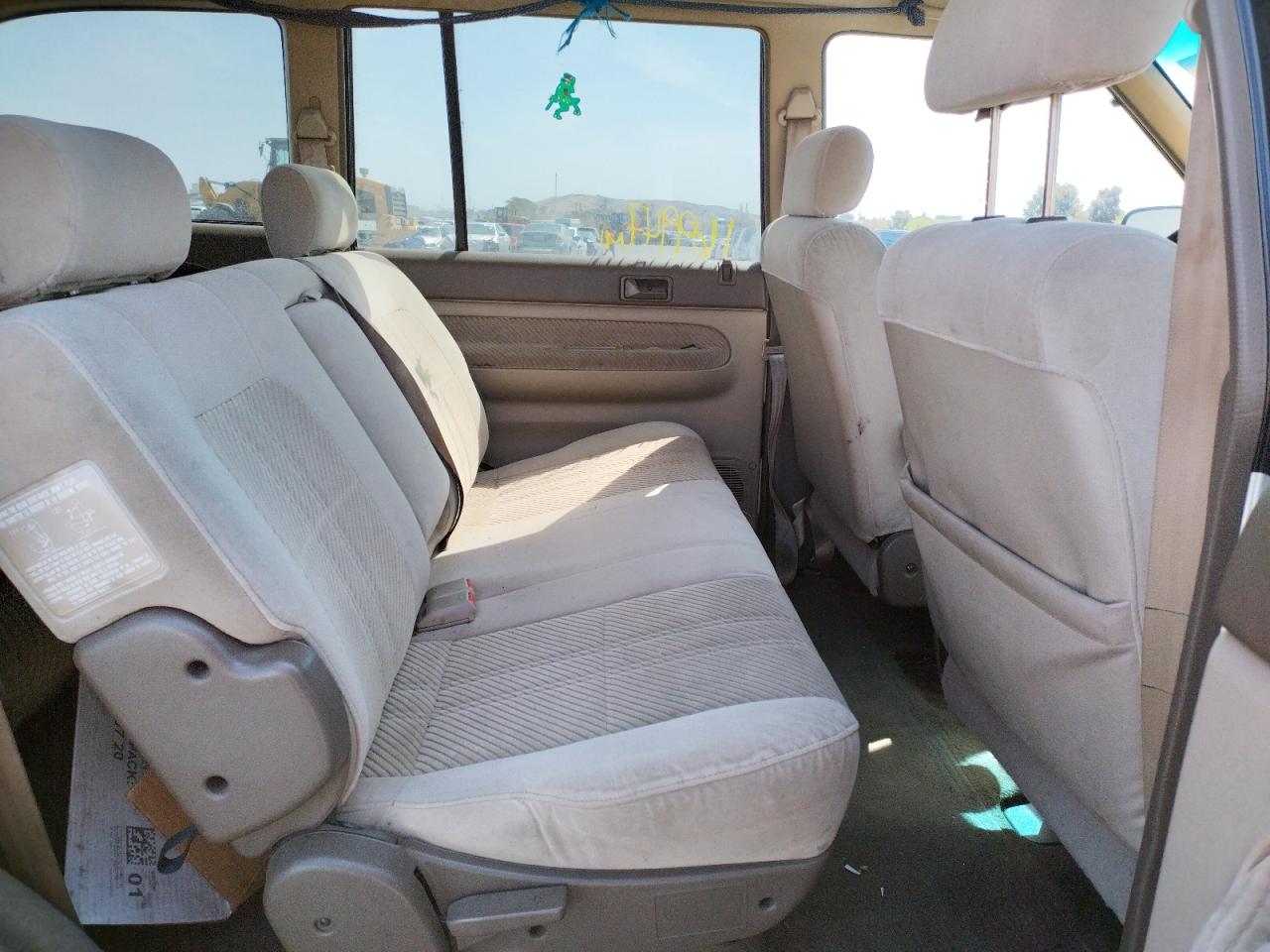 Photo 6 from auction – 1998 MAZDA MPV WAGON with VIN JM3LV5224W0835450