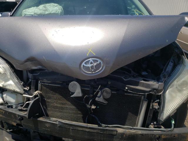 Photo 7 from auction – 2011 TOYOTA SIENNA XLE with VIN 5TDYK3DC0BS104443