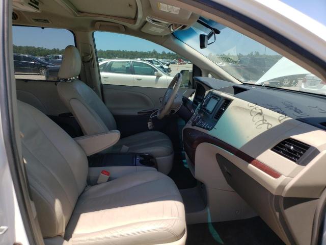 Photo 5 from auction – 2013 TOYOTA SIENNA XLE with VIN 5TDYK3DC7DS331213
