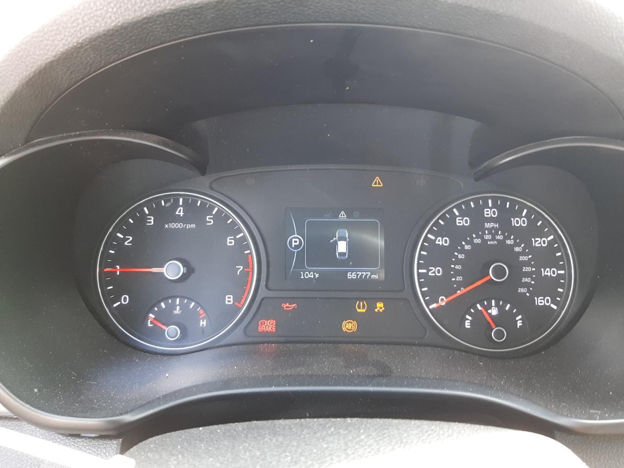 Photo 8 from auction – 2016 KIA OPTIMA EX with VIN 5XXGU4L37GG042075