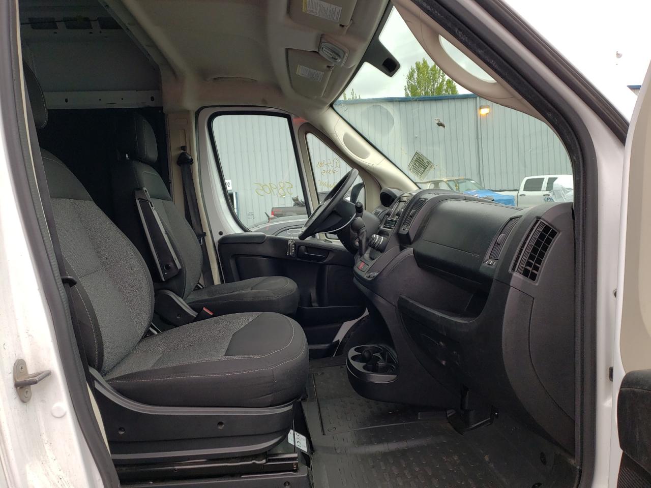 Photo 5 from auction – 2019 RAM PROMASTER with VIN 3C6TRVCG0KE522833