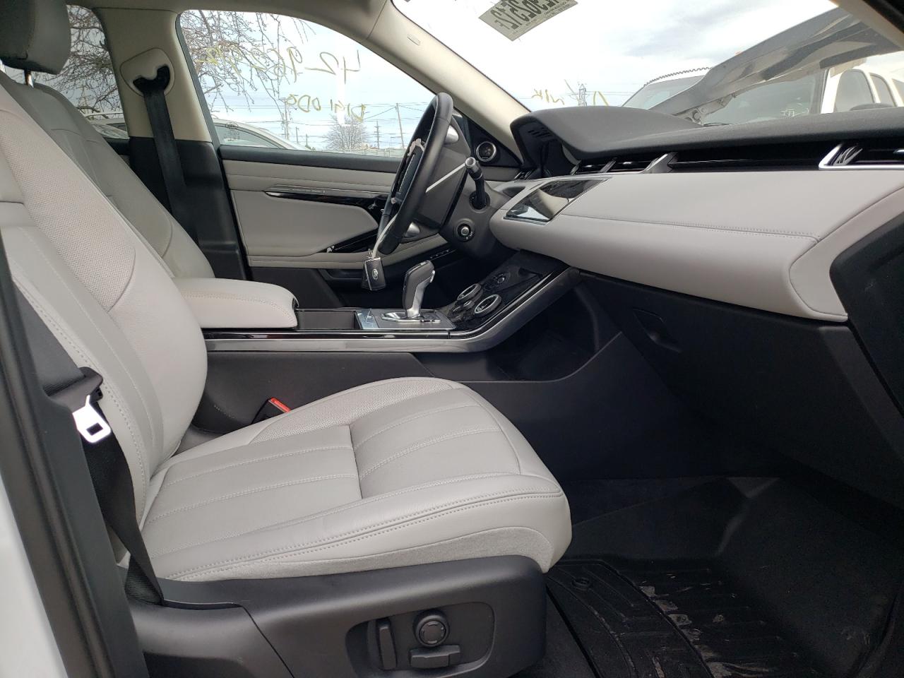 Photo 5 from auction – 2020 LAND ROVER RANGE ROVE with VIN SALZP2FX4LH112415