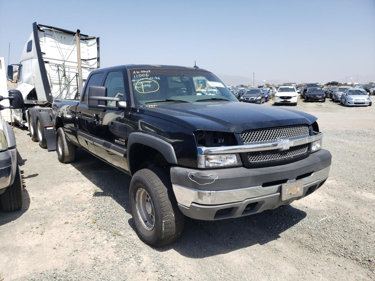 CHEVROLET SILVERADO 2003 with VIN 1GCHK23153F140561 - Photo from auction