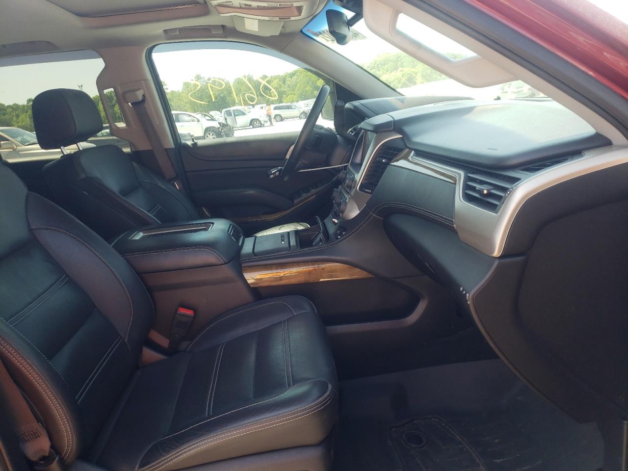 Photo 5 from auction – 2017 GMC YUKON DENA with VIN 1GKS2CKJ3HR163375