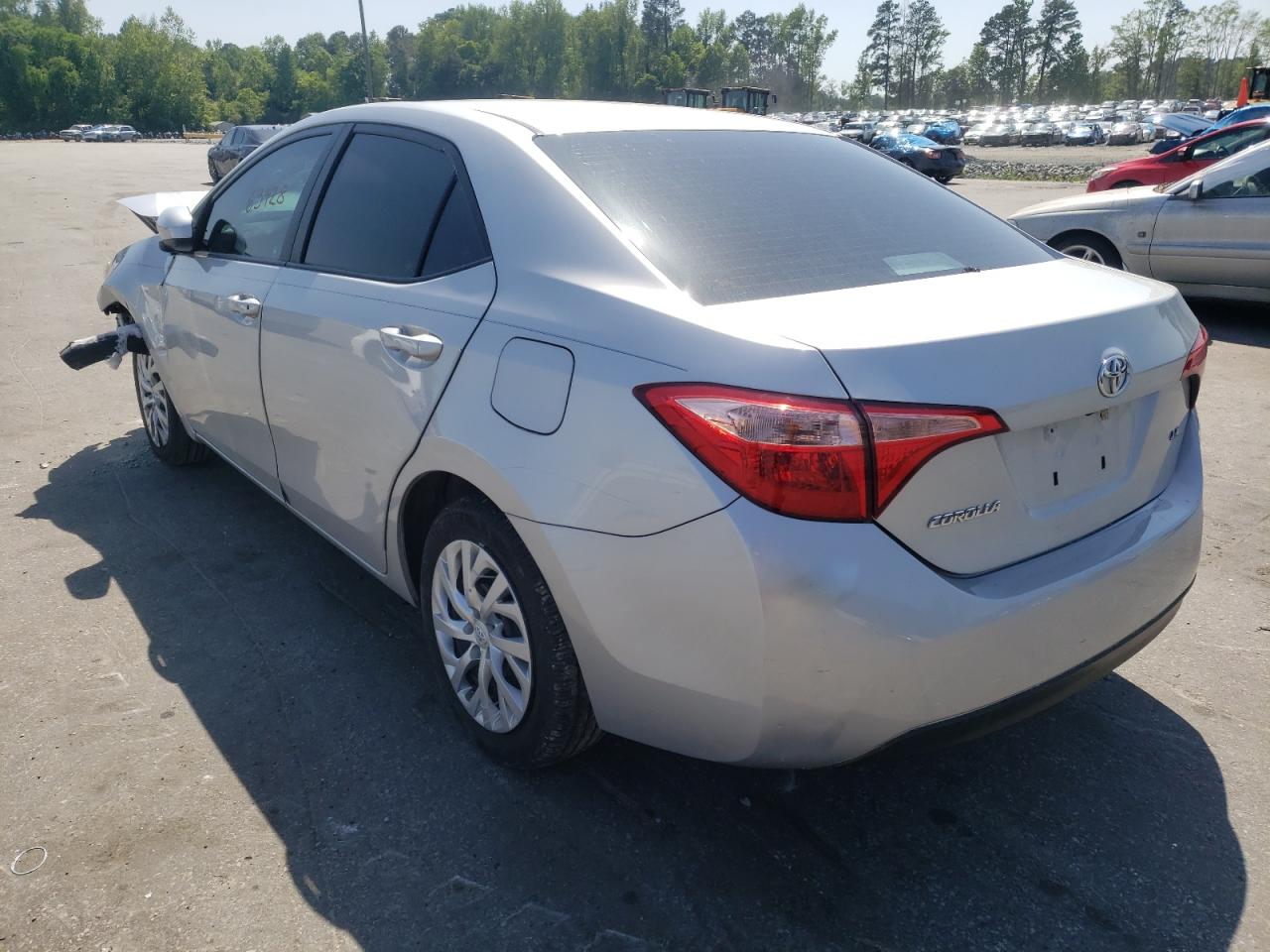 Photo 3 from auction – 2018 TOYOTA COROLLA L with VIN 5YFBURHEXJP849206