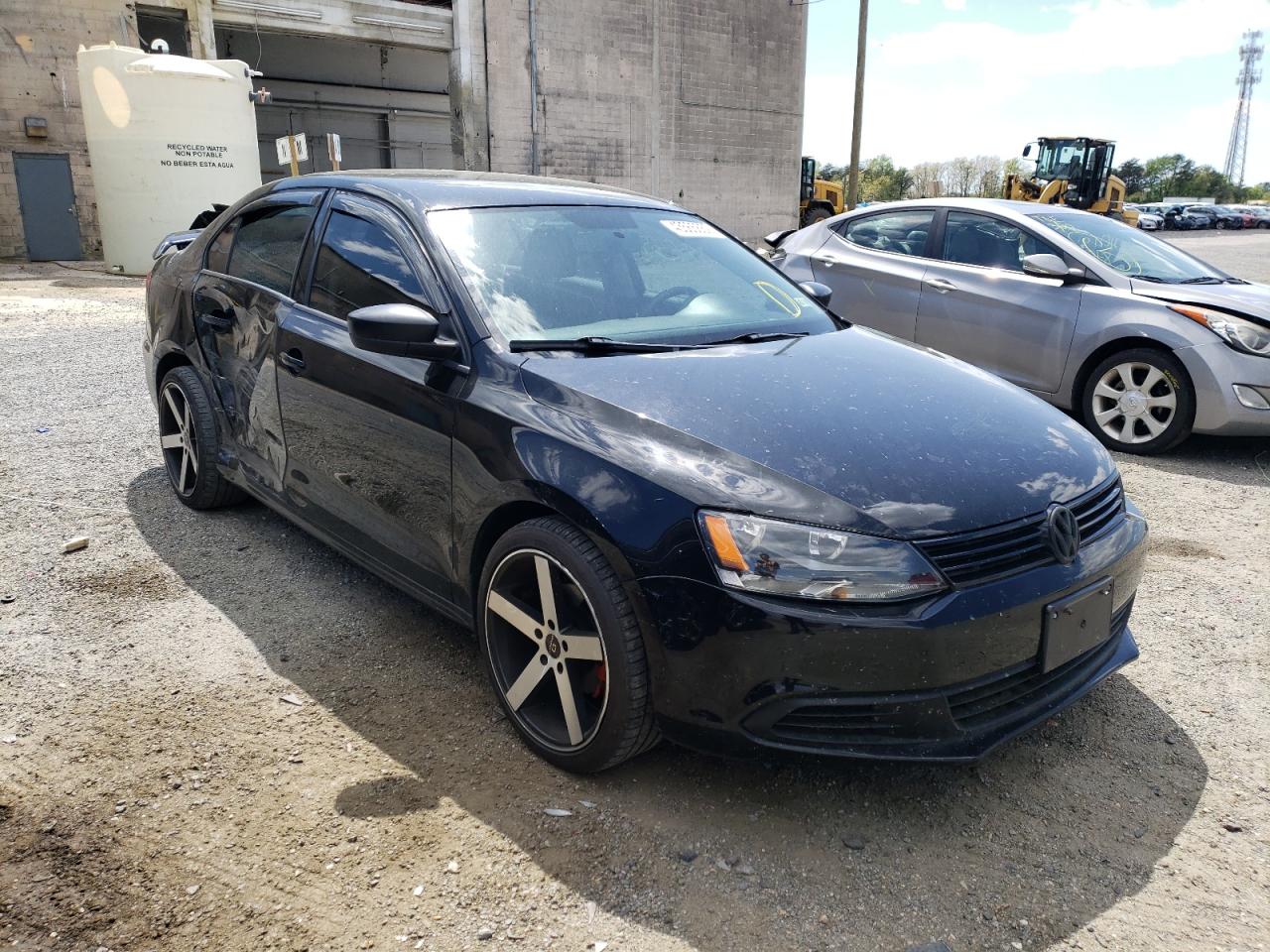 Photo 1 from auction – 2013 VOLKSWAGEN JETTA BASE with VIN 3VW1K7AJ2DM202398