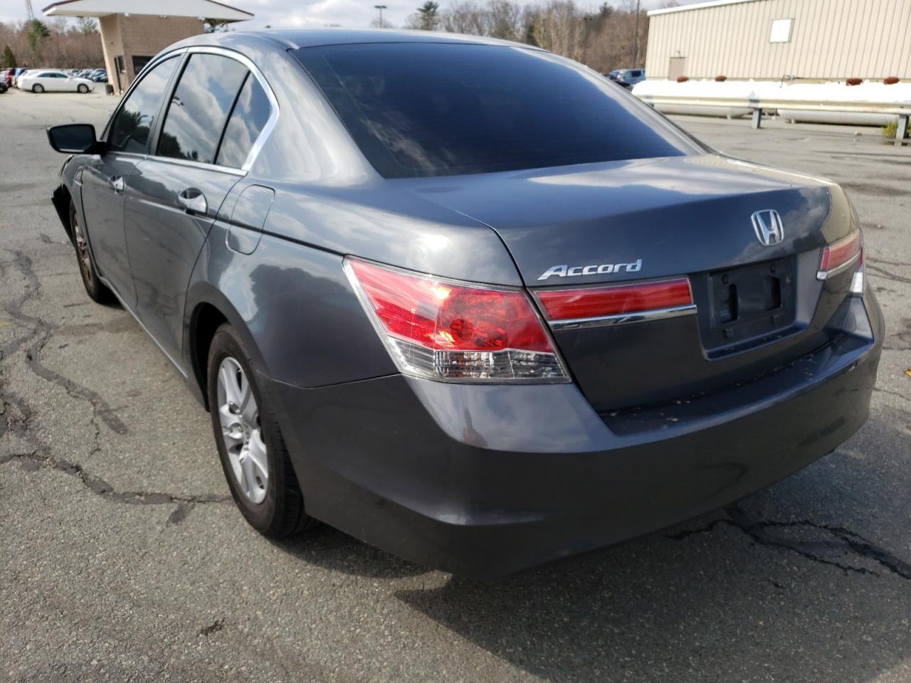Photo 3 from auction – 2011 HONDA ACCORD LXP with VIN 1HGCP2F40BA030032