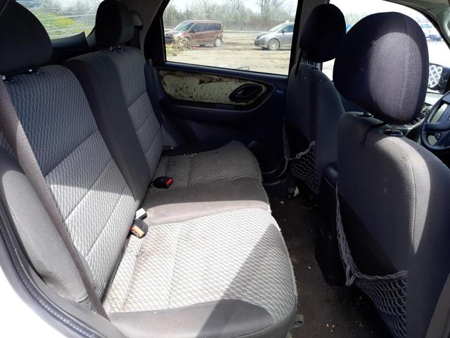 Photo 6 from auction – 2004 FORD ESCAPE XLT with VIN 1FMYU93174KA95596