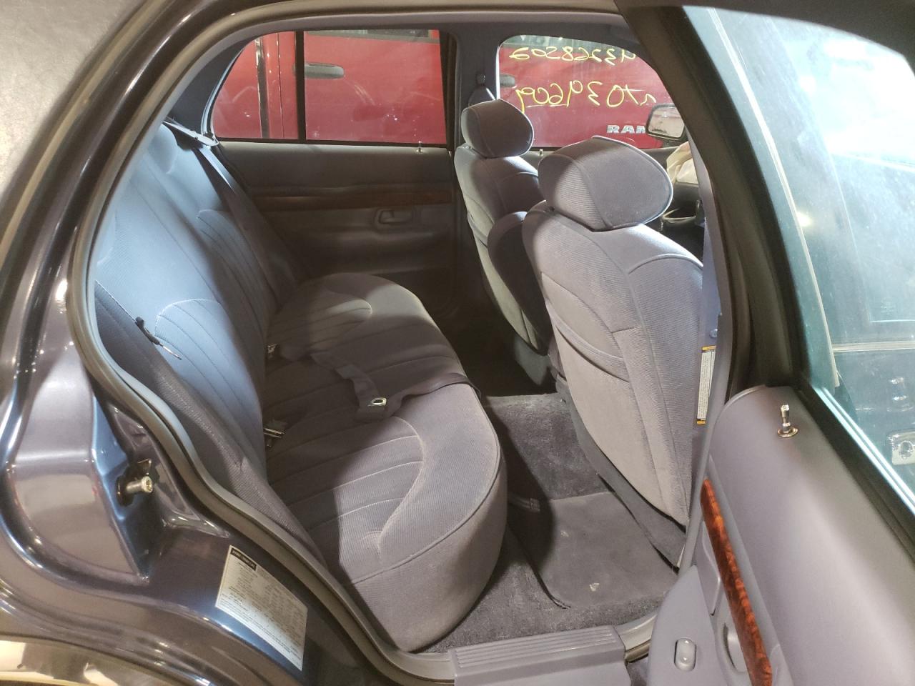 Photo 6 from auction – 1997 MERCURY GRAND MARQ with VIN 2MELM74W5VX708194