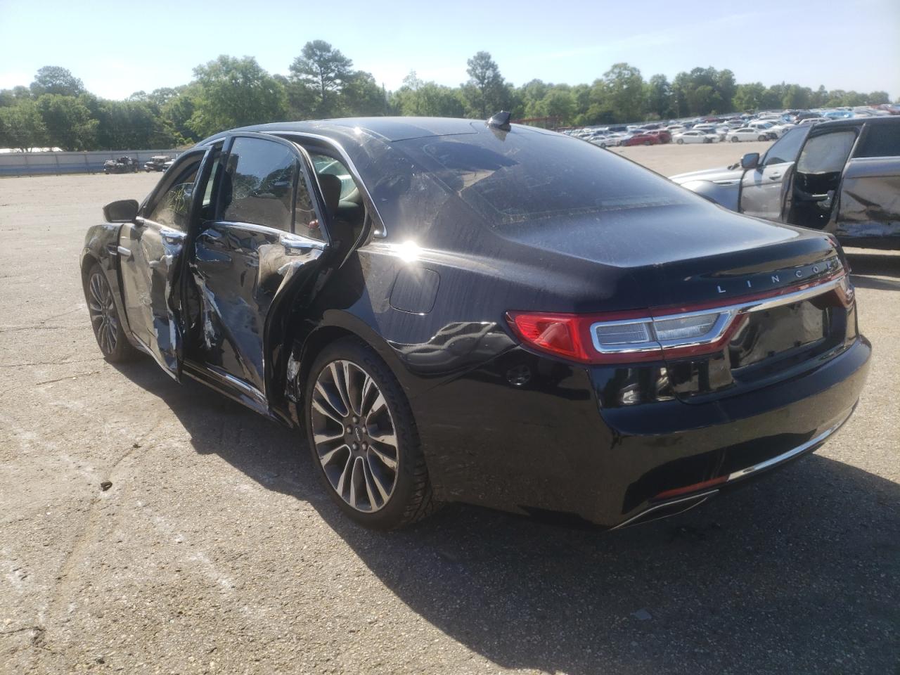 Photo 3 from auction – 2018 LINCOLN CONTINENTA with VIN 1LN6L9SK2J5601687