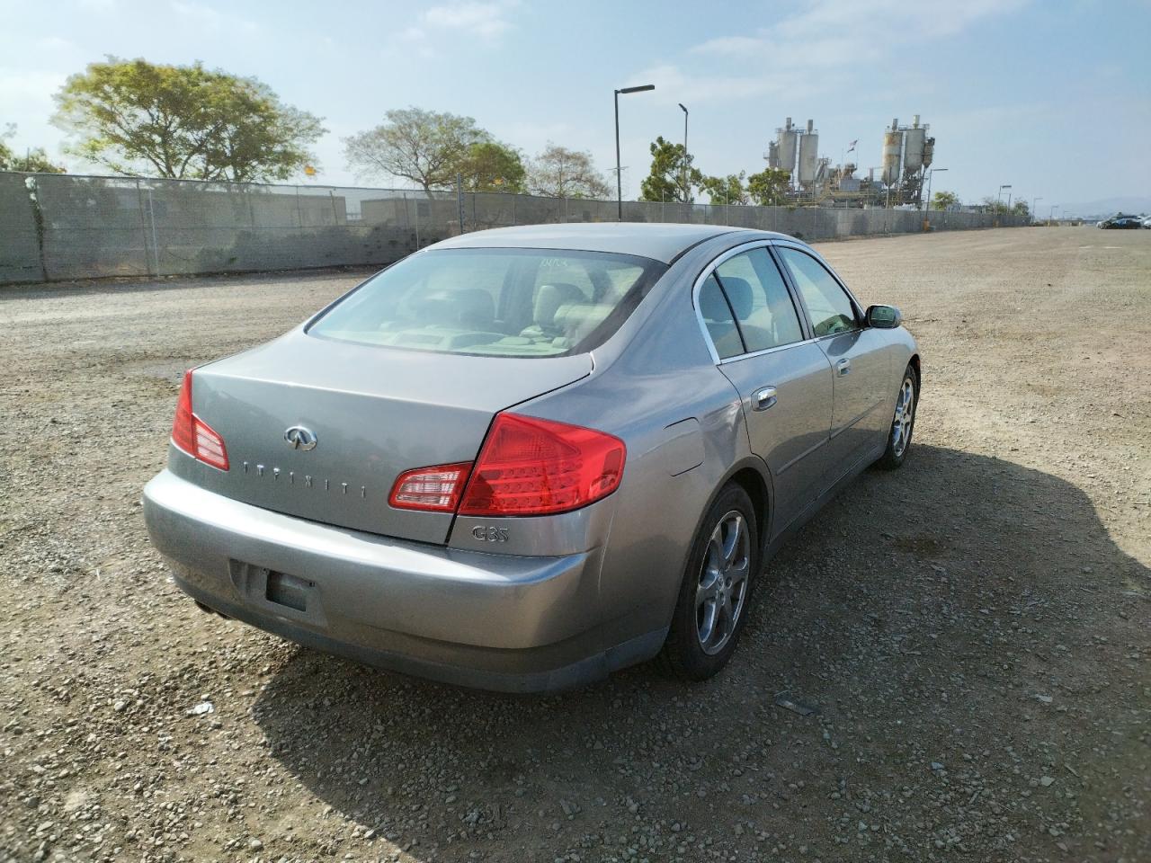 Photo 4 from auction – 2004 INFINITI G35 with VIN JNKCV51EX4M618557