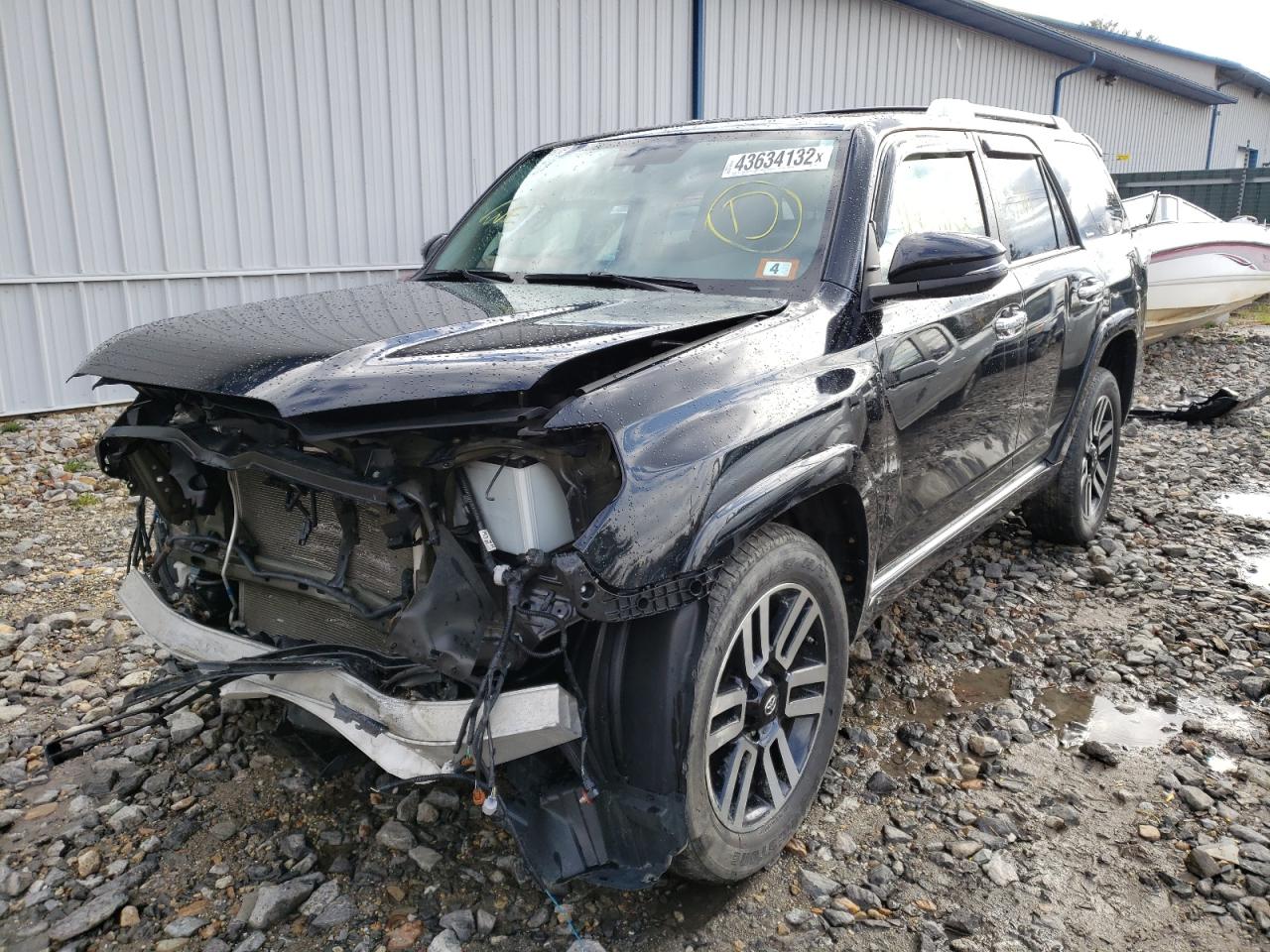 Photo 2 from auction – 2018 TOYOTA 4RUNNER SR with VIN JTEBU5JR3J5548002