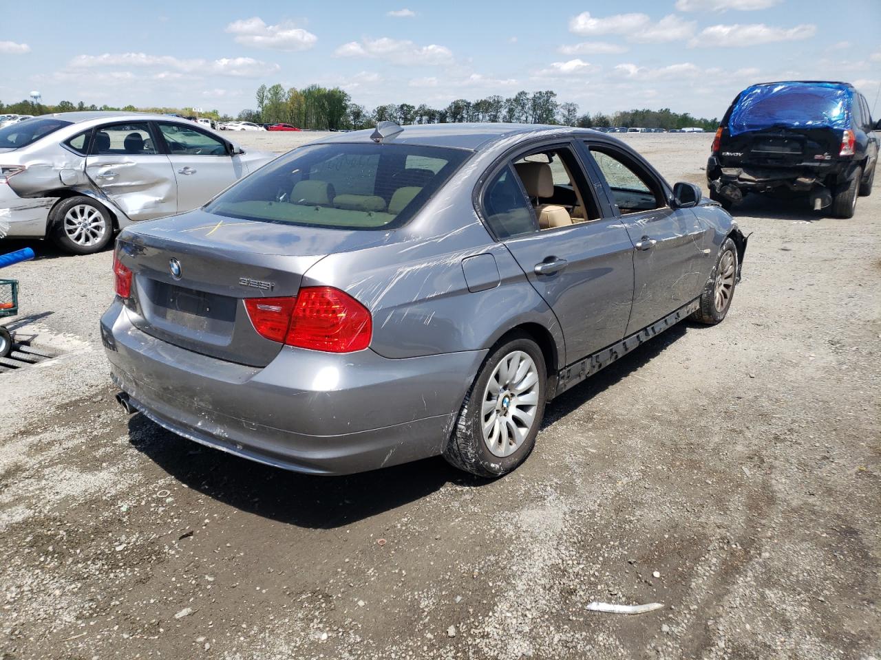 Photo 4 from auction – 2009 BMW 328 I with VIN WBAPH73589A173065
