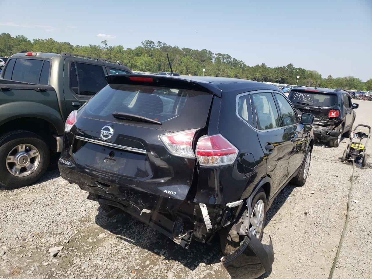 Photo 4 from auction – 2016 NISSAN ROGUE S with VIN KNMAT2MV4GP629727