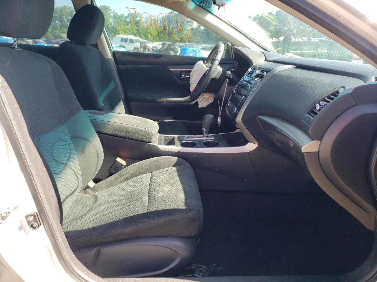 Photo 5 from auction – 2015 NISSAN ALTIMA 2.5 with VIN 1N4AL3APXFC241022
