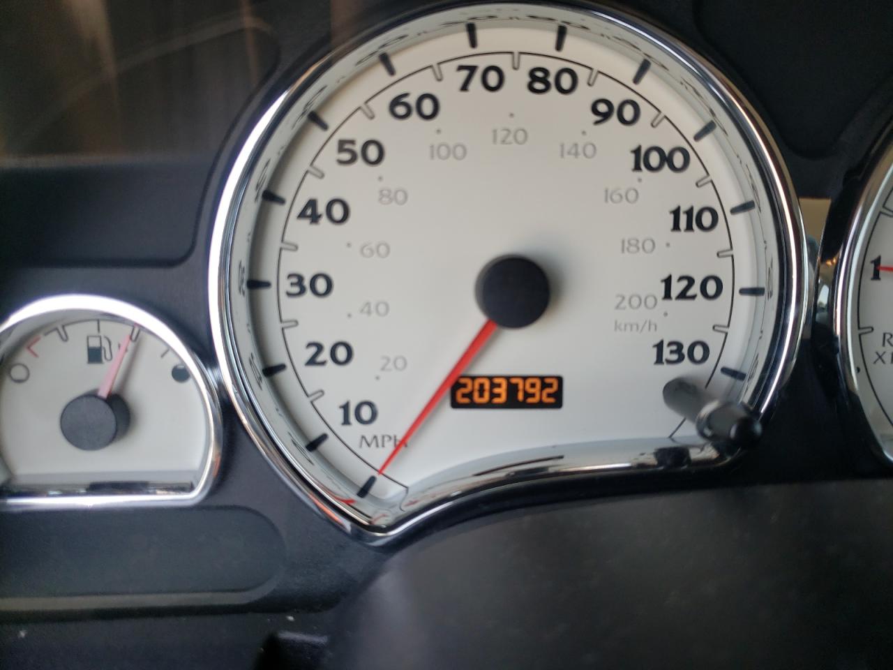 Photo 8 from auction – 2006 SATURN VUE with VIN 5GZCZ33D36S879752