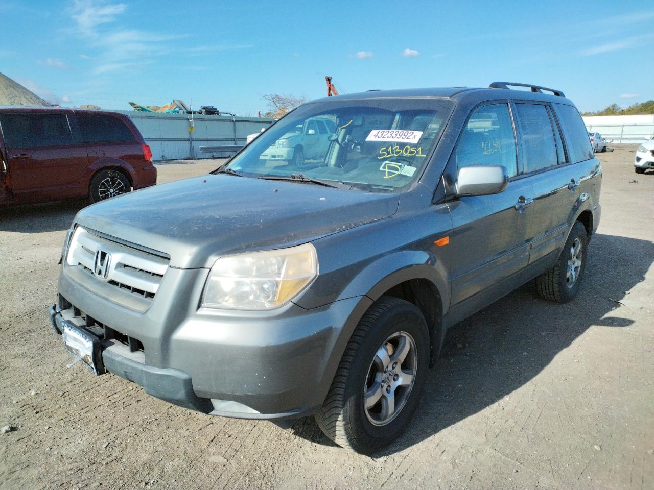 Photo 2 from auction – 2007 HONDA PILOT with VIN 2HKYF185X7H513051