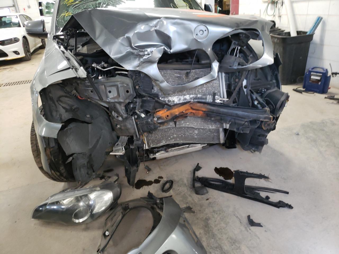 Photo 9 from auction – 2007 BMW X5 4.8I with VIN 5UXFE83547LZ43565