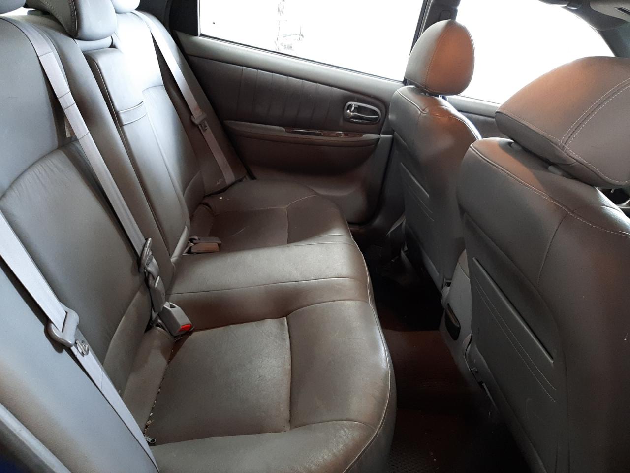 Photo 6 from auction – 2004 KIA OPTIMA LX with VIN KNAGD128945305594