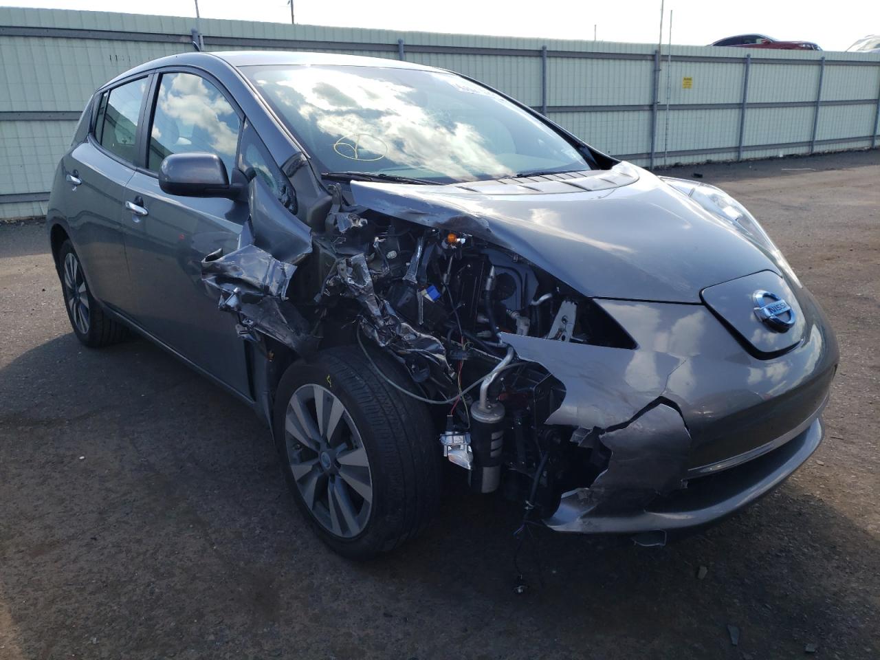 NISSAN LEAF S 2014 with VIN 1N4AZ0CP8EC340723 - Photo from auction