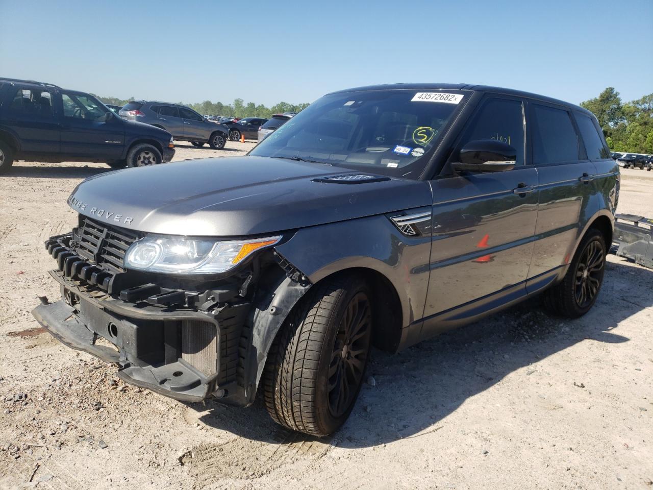 Photo 2 from auction – 2016 LAND ROVER RANGE ROVE with VIN SALWR2EF1GA573995