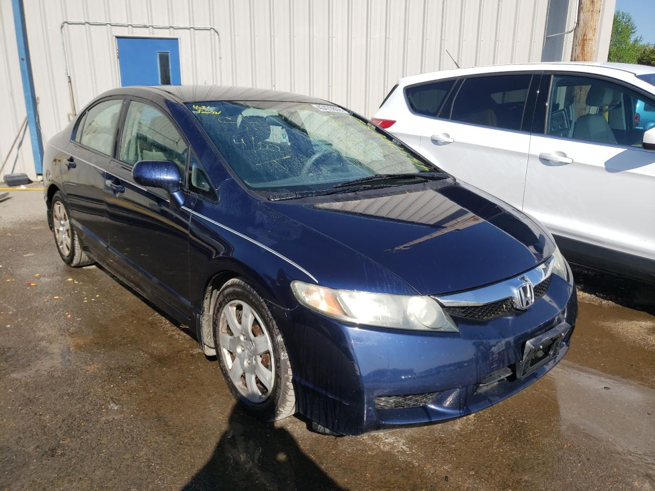 HONDA CIVIC LX 2011 with VIN 19XFA1F50BE032067 - Photo from auction