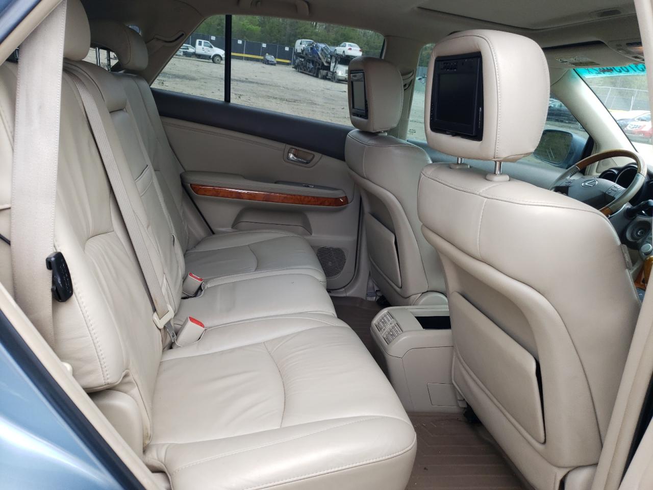 Photo 6 from auction – 2007 LEXUS RX 350 with VIN 2T2HK31U67C024444