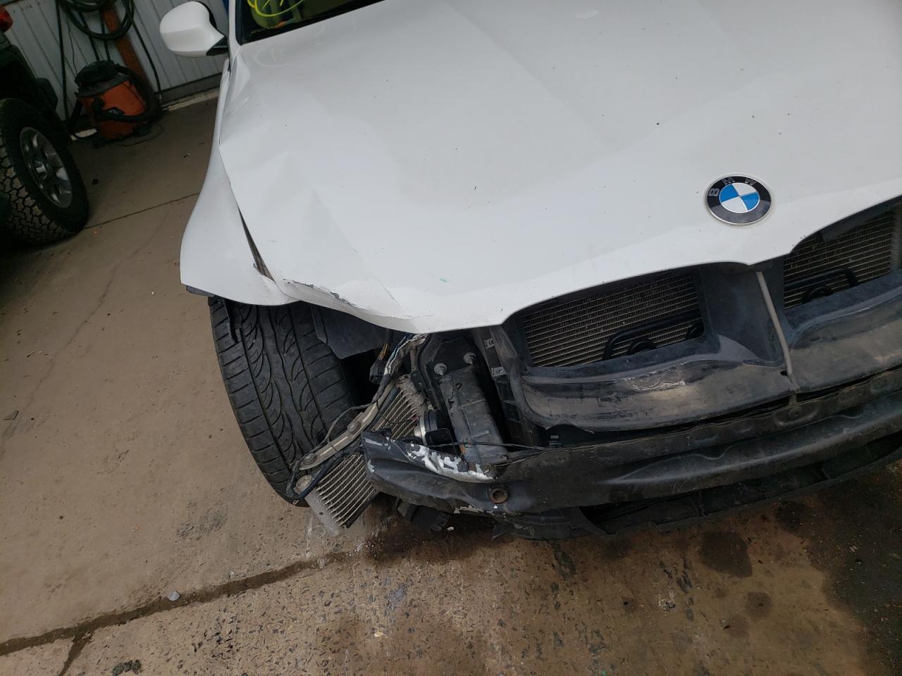 Photo 9 from auction – 2011 BMW 335 D with VIN WBAPN7C51BA949485
