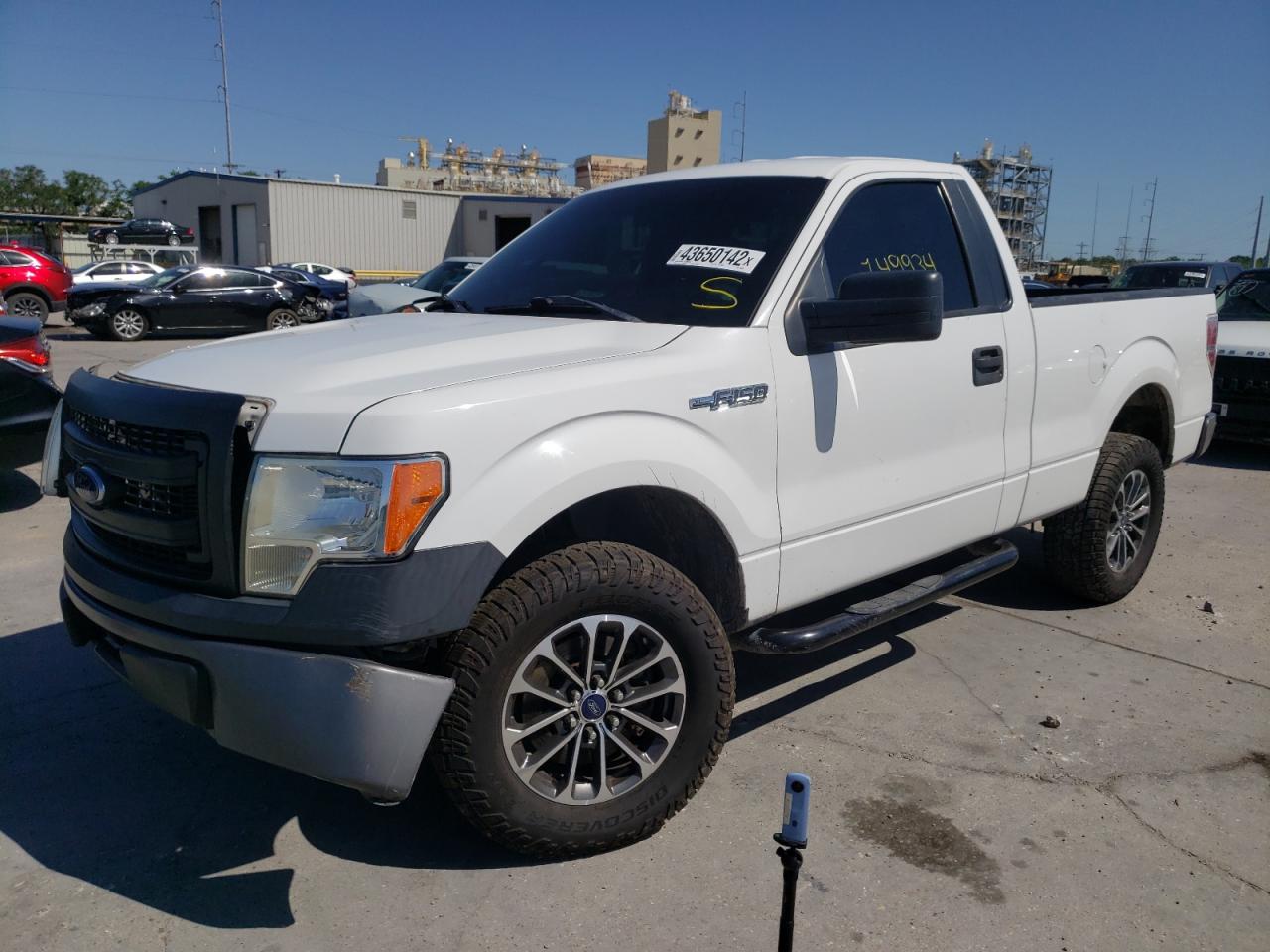 Photo 2 from auction – 2013 FORD F150 with VIN 1FTMF1CM8DKE05893