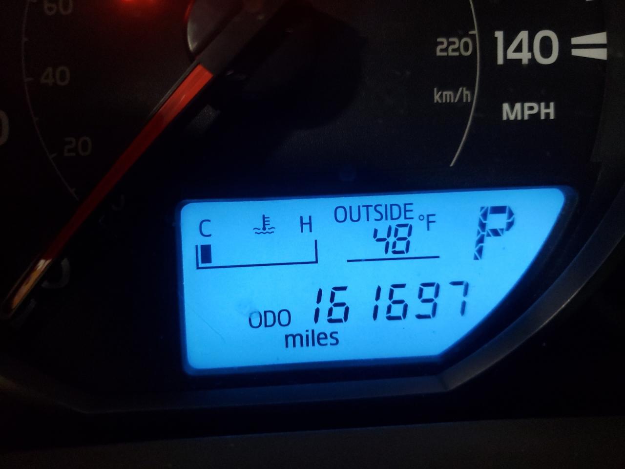 Photo 8 from auction – 2016 TOYOTA RAV4 LE with VIN 2T3BFREV4GW423279